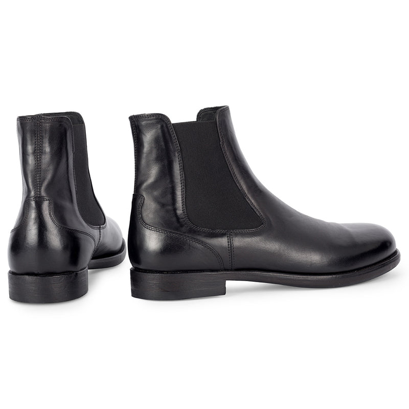 IVAN 91004<br>Black Chelsea Boots