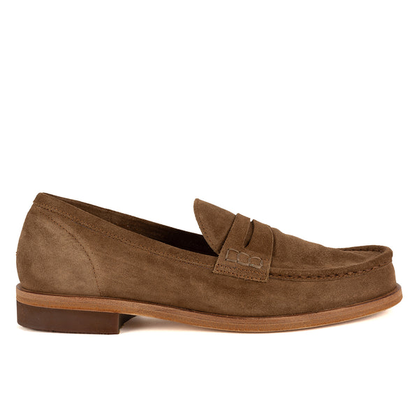 JANET 98001<br>Brown suede loafers