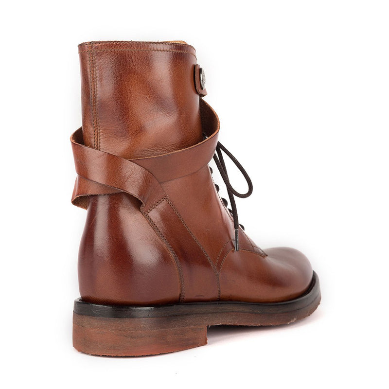 CAMIL 70021<br>Brown lace-up boots